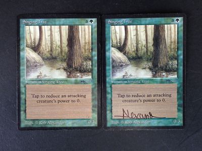 quelques cartes posées sur une table