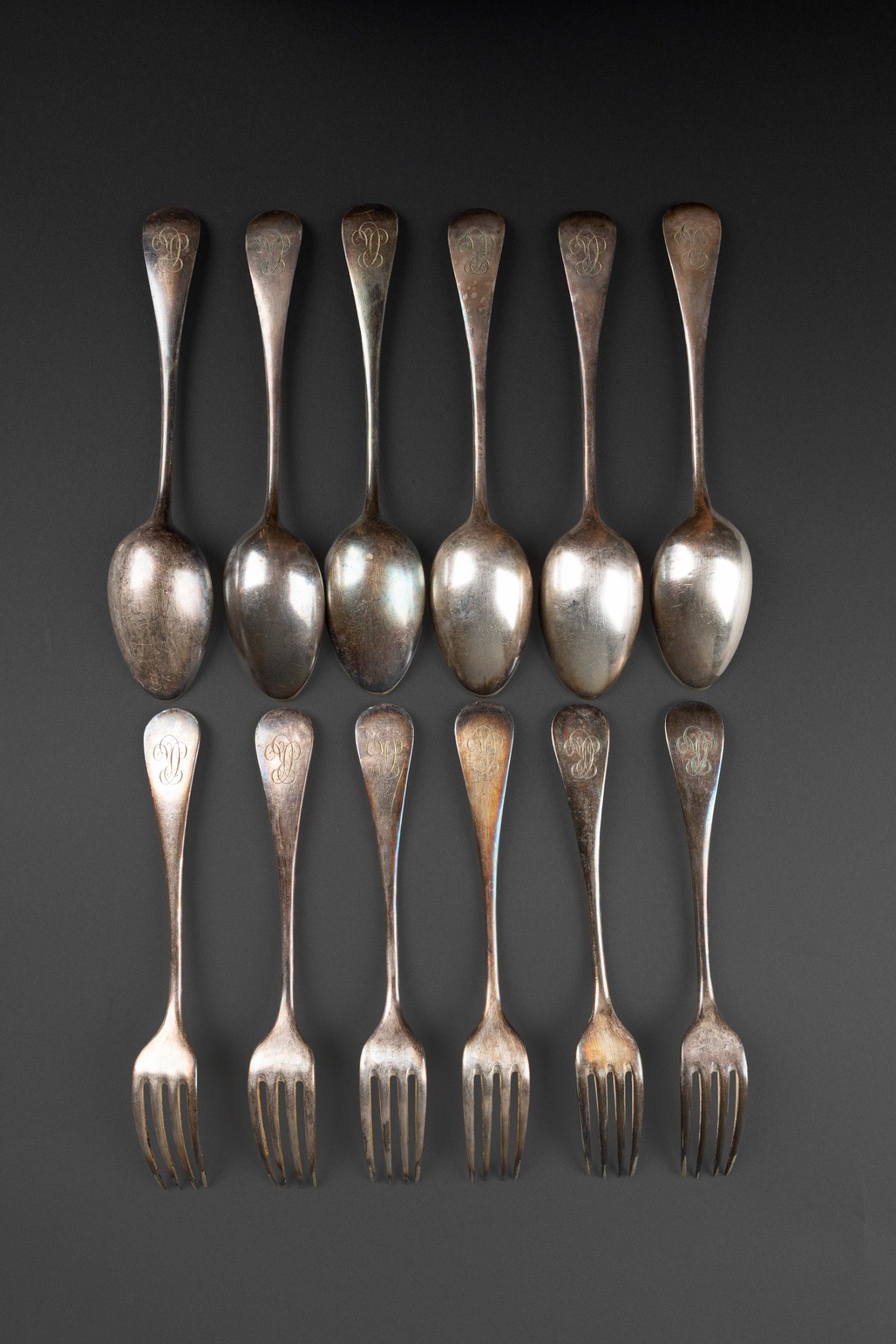 Objets d'art & Curiosités