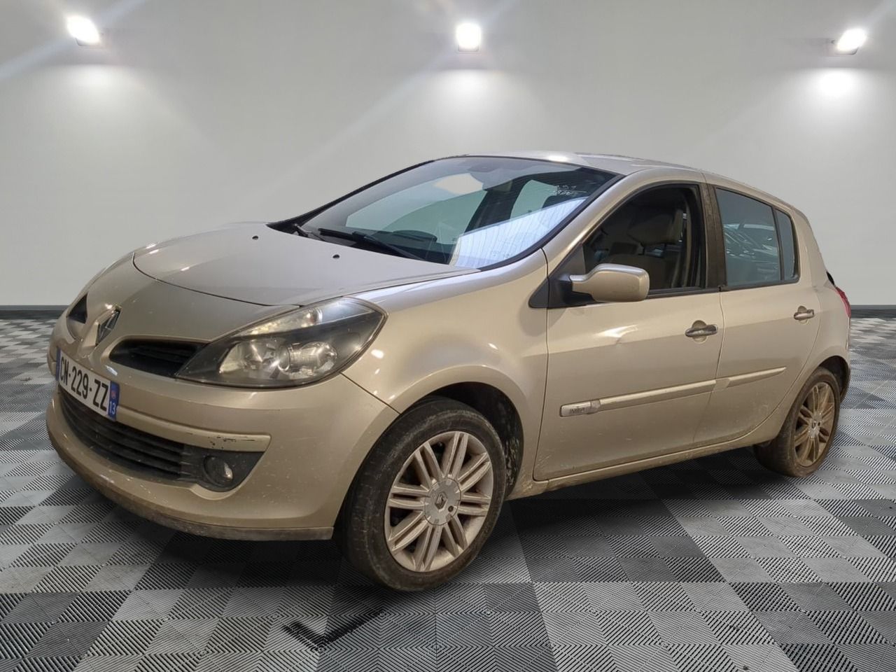RENAULT - CLIO 1.5 DCI 105 INITIALE - GO - Mise en service: …
