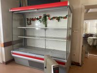 2 vitrines de produits frais (moteur à la cave) (HS) (photo 2)