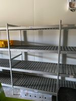 Une étagère en aluminium à claies amovibles en plastique à 7… (photo 3)