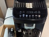a coffee machine that is sitting on a counter