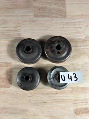Lot de 4 cloches d'embrayage.