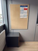 Ensemble de mobilier de bureau comprenant : (photo 5)
