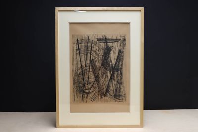 une image représentant un tableau, lui-même encadré dans un cadre en bois