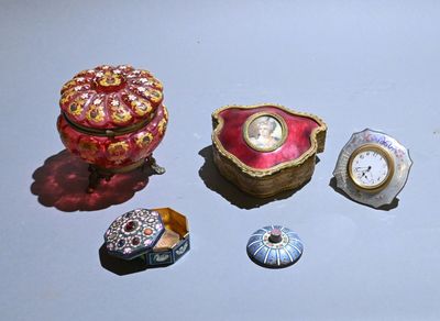 a lot of different items that are sitting on a table