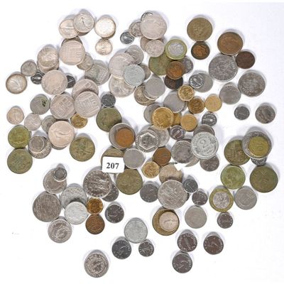 a lot of coins that are on the table