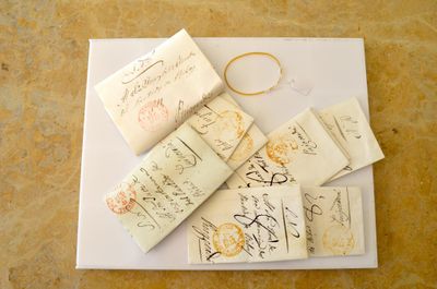 Un lot de 10 lettres anciennes avec divers cachets, à recher…