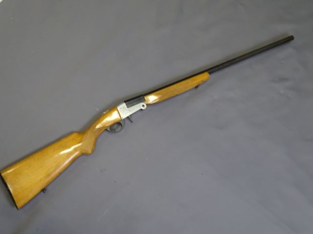BS209-c23-24538 -CAT C : Fusil mono-coup pliant APR Antonio Zoli....