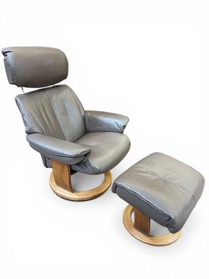 NORDIC EASY CHAIR Fauteuil relax et son repose pieds en cuir…