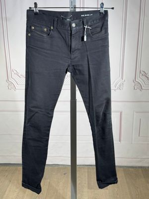SAINT LAURENT Paris - Jean's slim, denim noir.