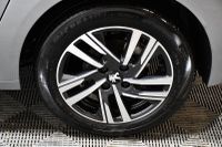 VP PEUGEOT 208 1.2 PURETECH 100ch STYLE EAT - Dmec : 28/11/2… (photo 6)