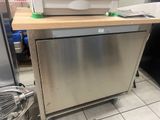 a microwave sitting on top of a kitchen counter