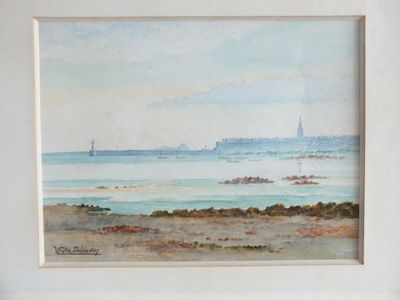 une photo d'un tableau représentant une vue sur l'océan