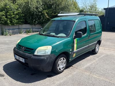 PEUGEOT PARTNER 1.9 D 170C - Genre : CTTE - Carrosserie : FO…