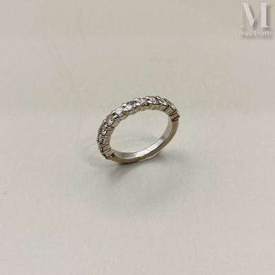 Demi alliance diamants Demi alliance américaine en or gris 1… - Photo 1