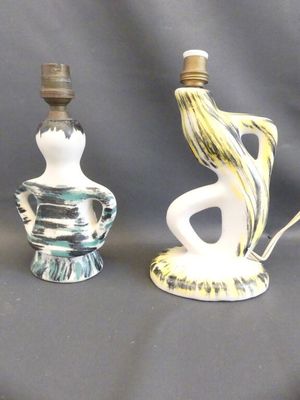 2 lampes de chevet en céramique polychrome anthropomorphes, …