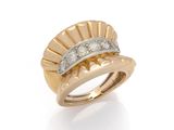 une bague en or 18k et diamants