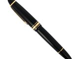 un stylo noir et doré, orné d'une bordure dorée, sur fond blanc