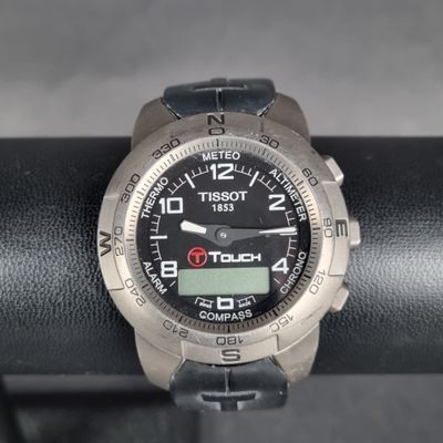 TISSOT. Montre bracelet d'homme, cadran en acier, cadran à c…