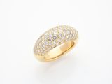 une bague en or jaune 18k et diamants