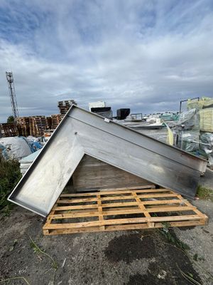 Plonge inox avec égouttoir latéral