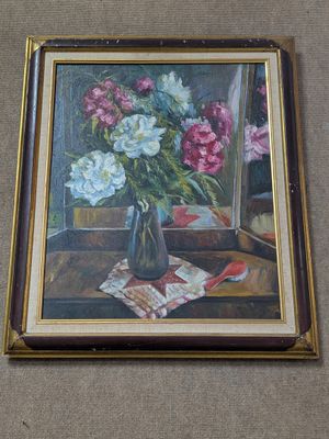 une peinture de fleurs dans un vase sur une table