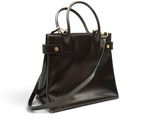 Ce petit sac fourre-tout en cuir est marron et comporte des finitions dorées.