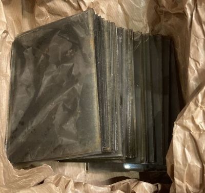 beaucoup de livres qui traînent dans un sac