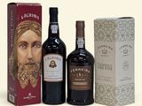 trois bouteilles de vin posées les unes à côté des autres