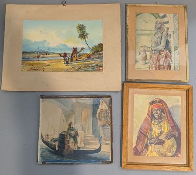 trois photos encadrées représentant des personnes et un bateau, accrochées au mur