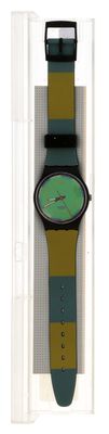 une montre verte et jaune avec un bracelet noir