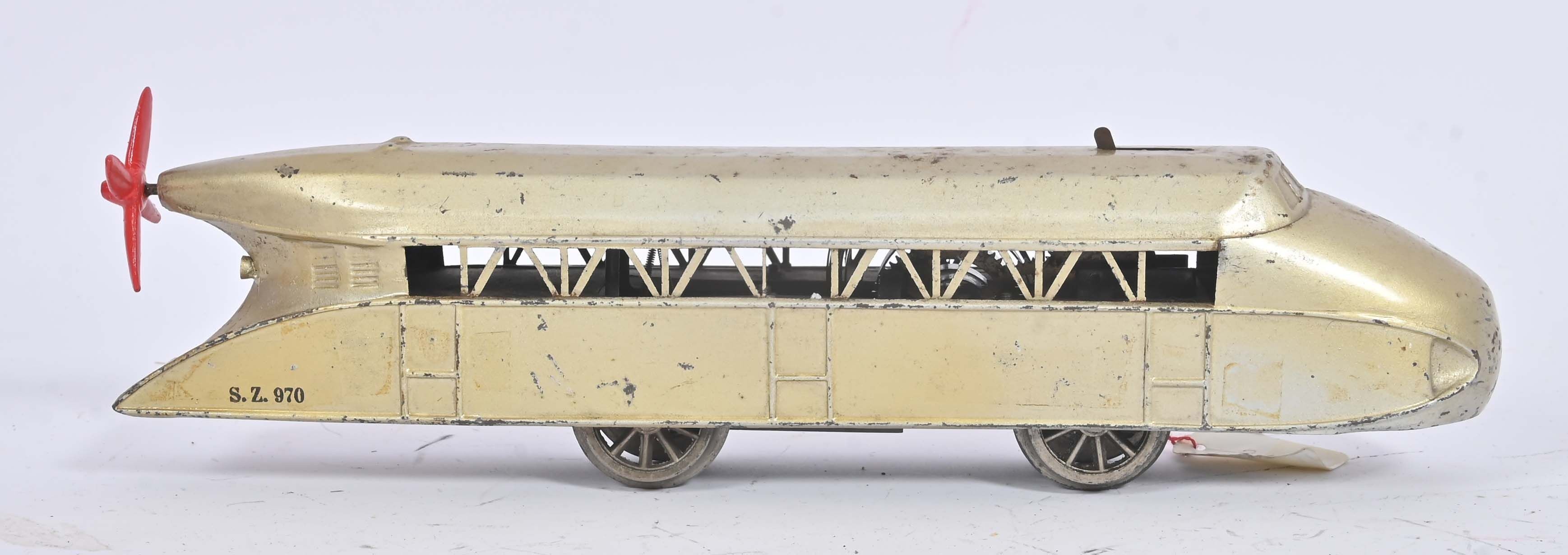 Objets d'art & Curiosités