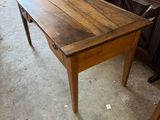 a table that is sitting in the middle of a room