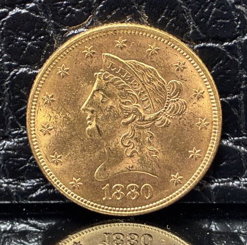 Une pièce de monnaie à valeur faciale de dix dollars Liberty 1880...