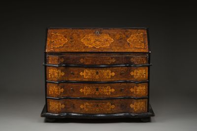 une image représentant une petite commode en forme de commode