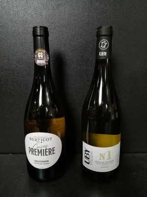 Lot de 12 bouteilles de vin blanc : 6 Uby N°6 Côtes de Gasco… - Photo 1