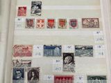 un livre avec beaucoup de timbres