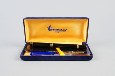 WATERMAN. Stylo plume avec plume en or jaune 18K-750 millièm…