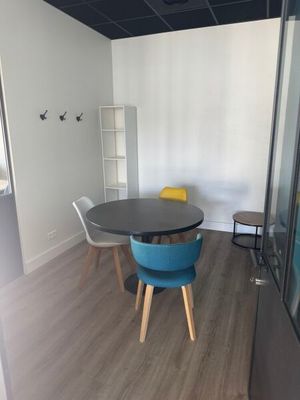 étagère bois lamifié 5 plateaux - Photo 1