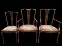 Un mobilier de salon anglais de style Adam comprenant un can… (photo 3)