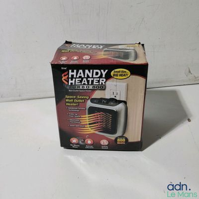 une boîte contenant un radiateur, posée sur une table