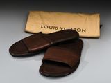 sandales en cuir marron Louis Vuitton