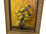 tableau représentant des tournesols dans un vase sur fond jaune