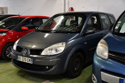 VP RENAULT GRAND SCENIC 1.5 DCI 105ch EXPRESSION - Dmec : 30…