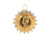 une image représentant une médaille d'or avec la tête d'une femme au centre