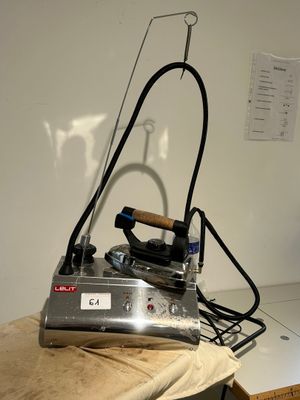 a machine that is sitting on top of a table