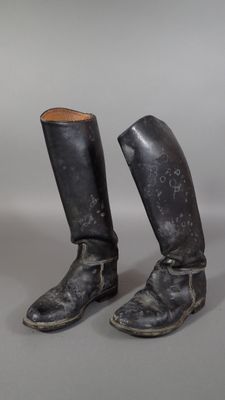 Paire de bottes d'équitation en cuir noir, pointure 37/38 (c…
