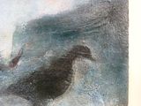 un tableau représentant un oiseau debout dans l'eau