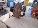 a machine that is sitting on a table in a room
